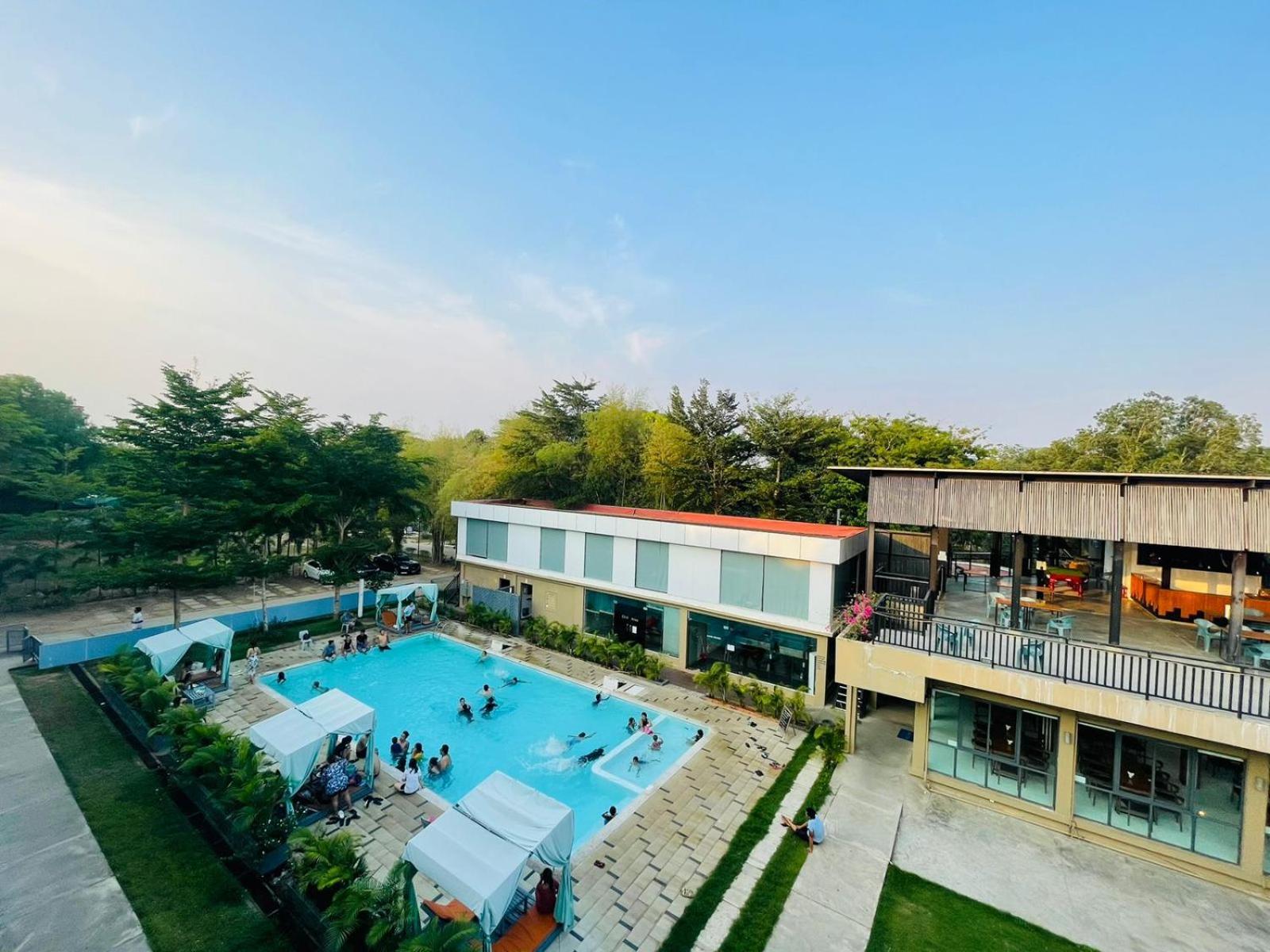 WH Hotel&Service Apartment Thanlyin Eksteriør billede