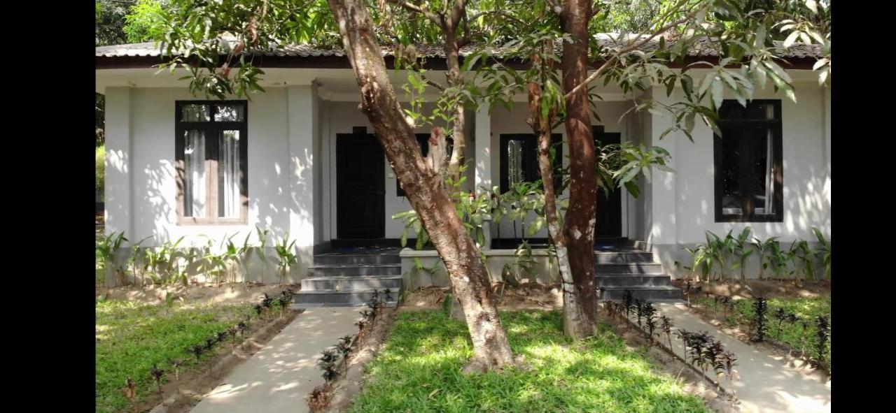 WH Hotel&Service Apartment Thanlyin Eksteriør billede